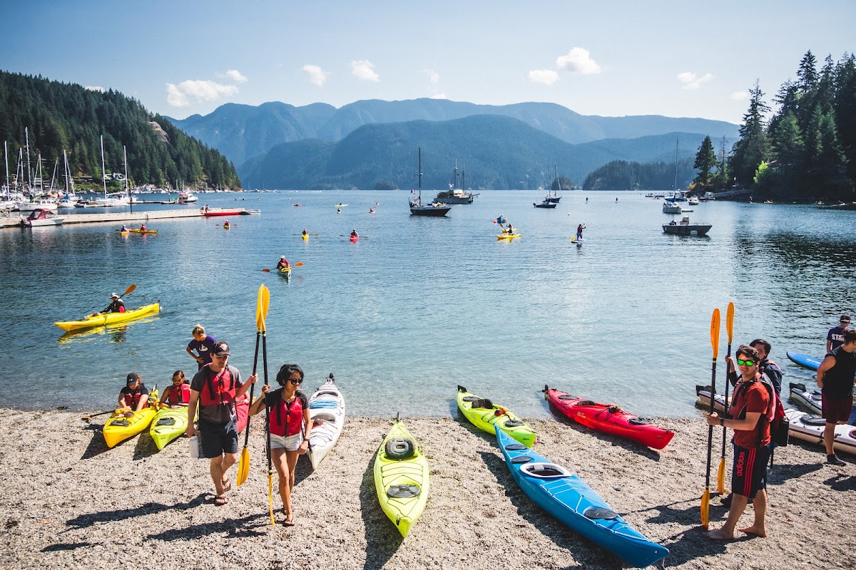 Deep Cove Kayak Centre