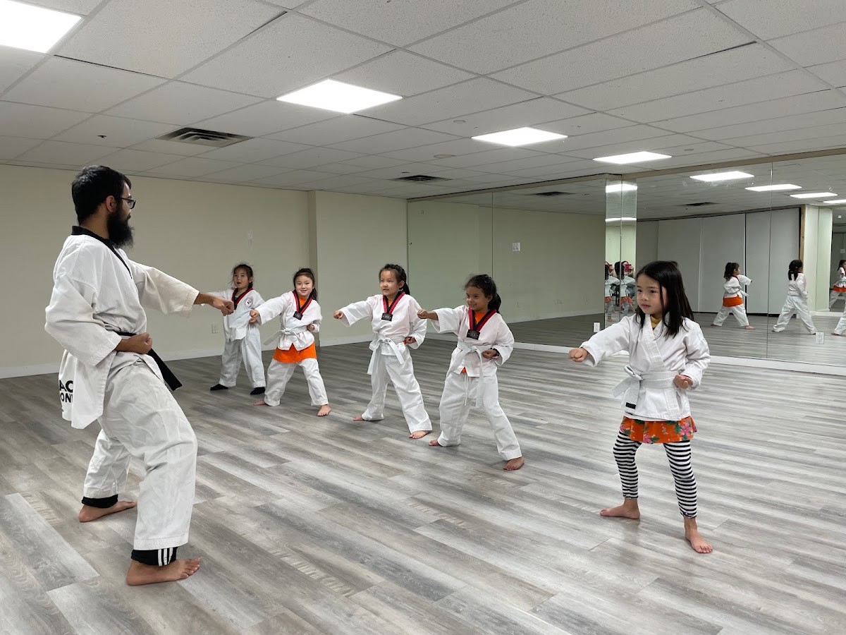 GrowKids Education Center | Mandarin School Burnaby/快乐中文学校