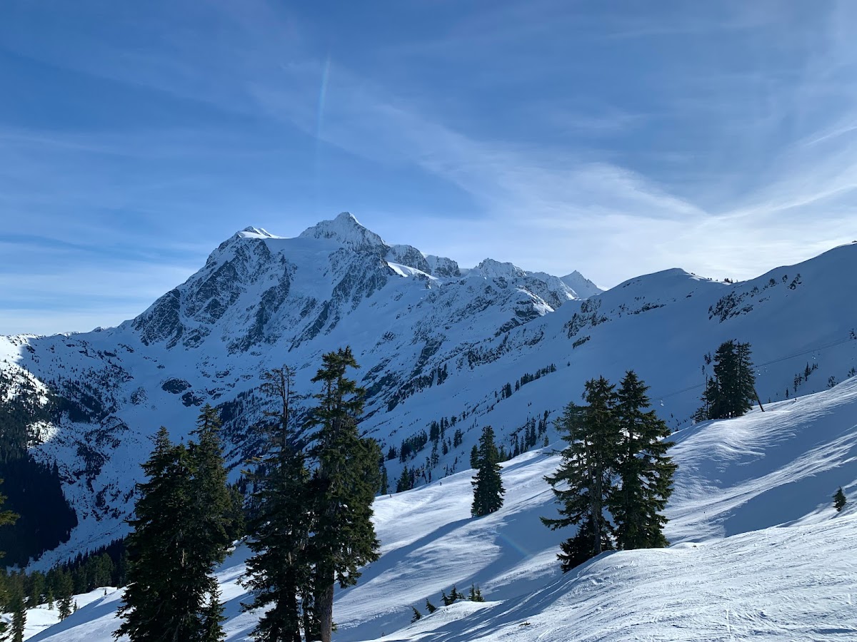 Ski and Snowboard Instructor - Shred with Lenka